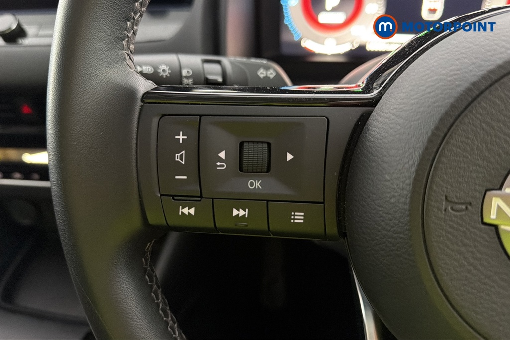Nissan Qashqai N-Connecta Automatic Petrol-Electric Hybrid SUV - Stock Number (1692139) - 4th supplementary image