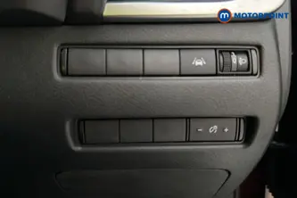 Nissan Qashqai N-Connecta Automatic Petrol-Electric Hybrid SUV - Stock Number (1692139) - 11th supplementary image