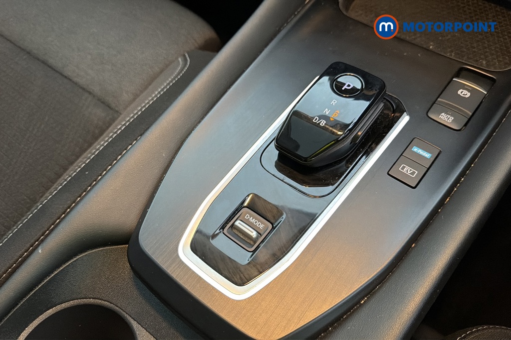 Nissan Qashqai N-Connecta Automatic Petrol-Electric Hybrid SUV - Stock Number (1692139) - 15th supplementary image