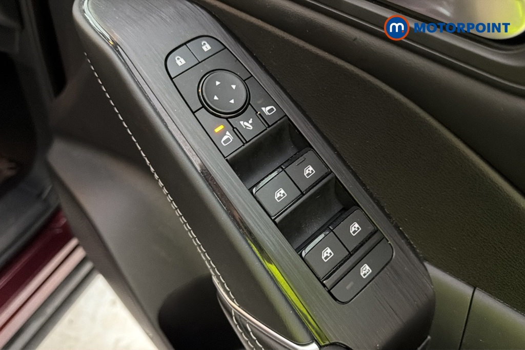 Nissan Qashqai N-Connecta Automatic Petrol-Electric Hybrid SUV - Stock Number (1692139) - 19th supplementary image