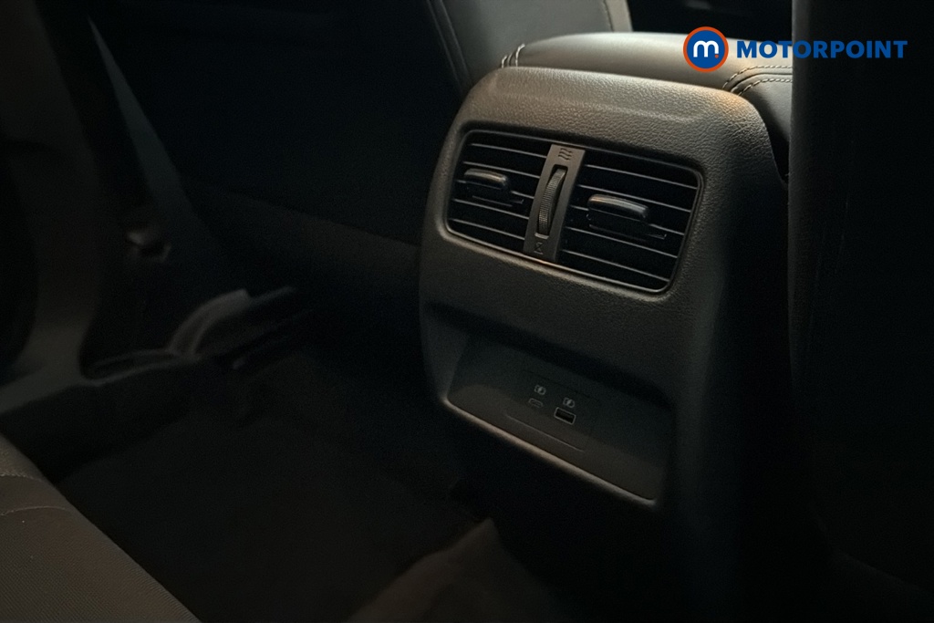 Nissan Qashqai N-Connecta Automatic Petrol-Electric Hybrid SUV - Stock Number (1692139) - 28th supplementary image